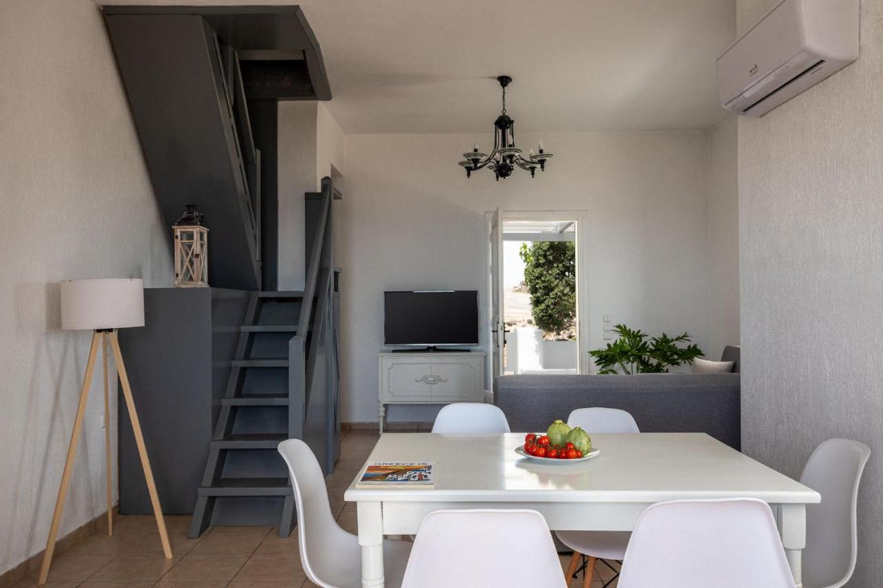White Utopia Apartments And Maisonettes 이메로비글리 외부 사진